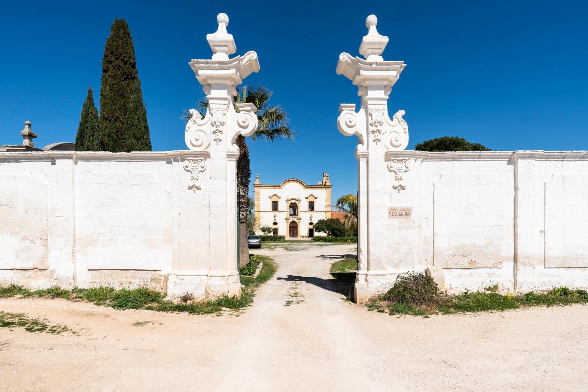 Suite Dimora Storica Maccarone Fasano Extérieur photo